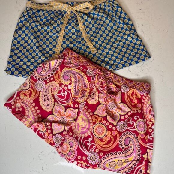 Vera Bradley Pair of Sleep Boxer Pajama Lounge Shorts Sz Small - Picture 1 of 9